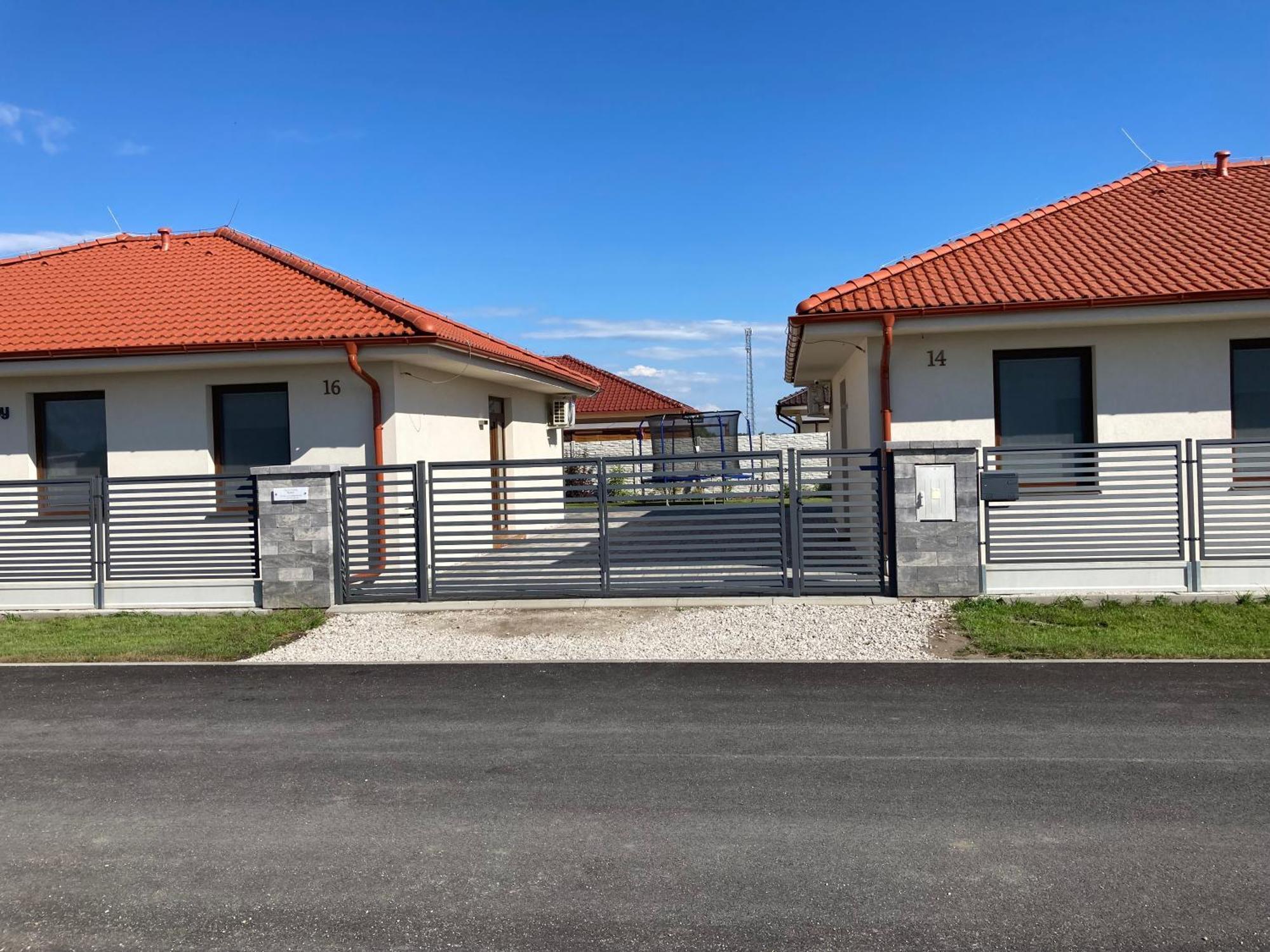 Apartmany Rubin Nesvady 外观 照片